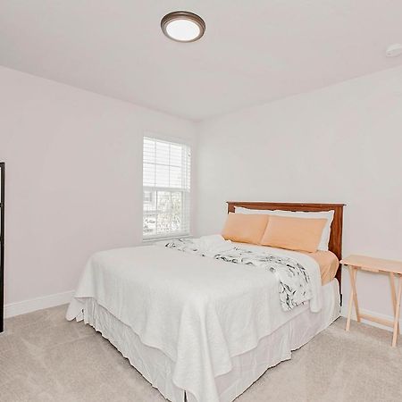 Spacious 4 Bed Home Near Orlando Gated Pool Access Sanford Exteriör bild